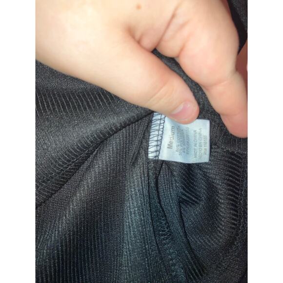 NWT Poof black cropped preppy long sleeve top size medium - Picture 4 of 6